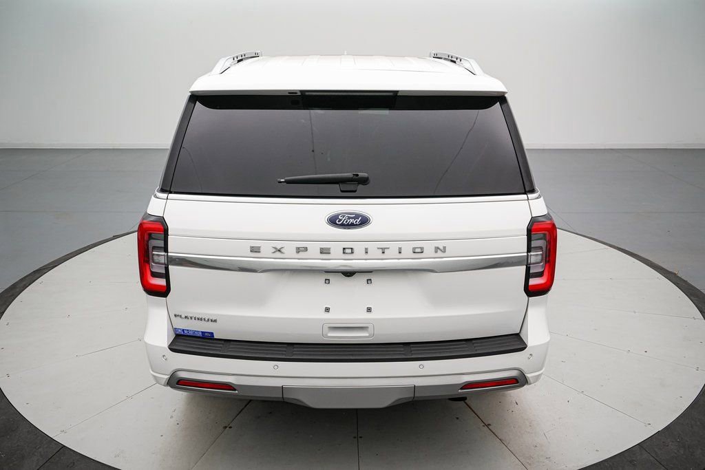 Certified 2022 Ford Expedition Platinum image 4