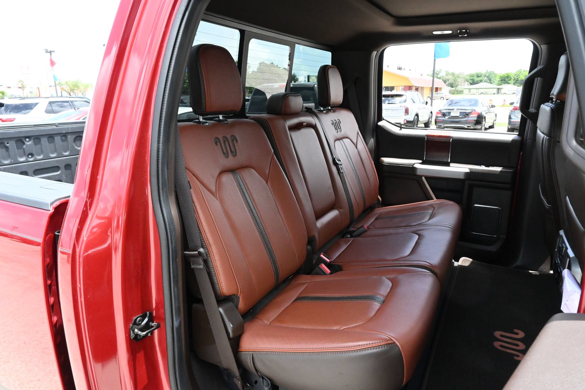 Certified 2021 Ford F250 King Ranch w/ King Ranch Ultimate Package AWD/4WD image 21