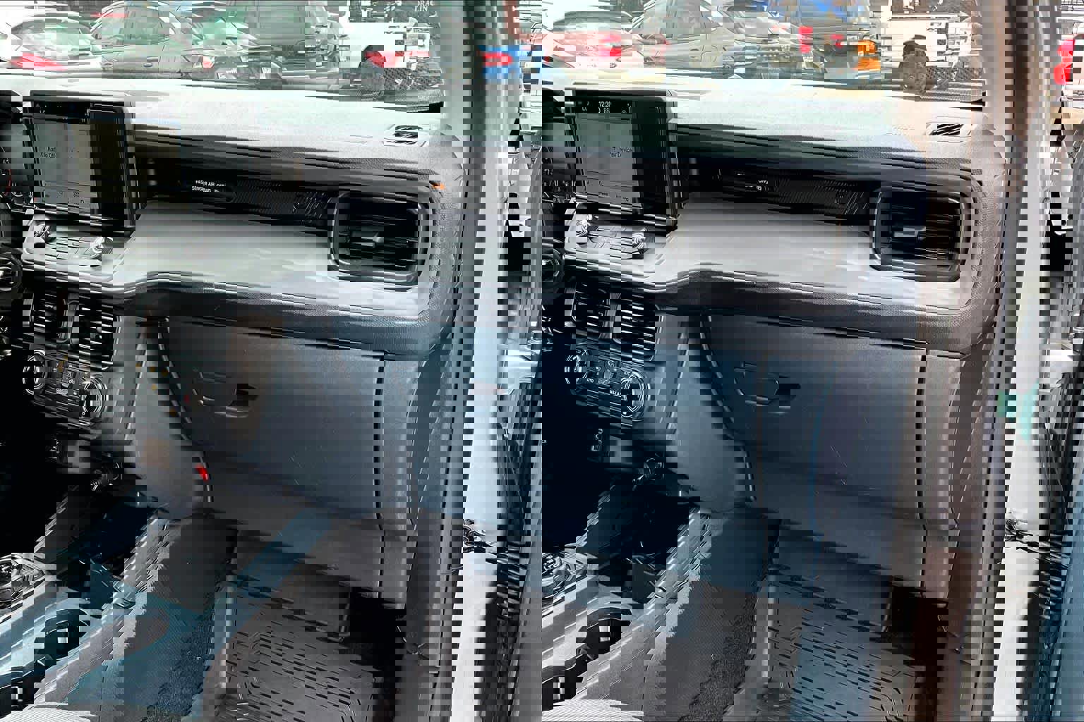 Certified 2023 Ford Maverick XL image 21