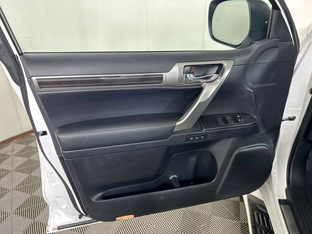 Used 2023 Lexus GX 460 Premium AWD/4WD image 8