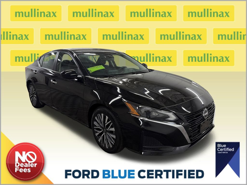 Used 2023 Nissan Altima 2.5 SV