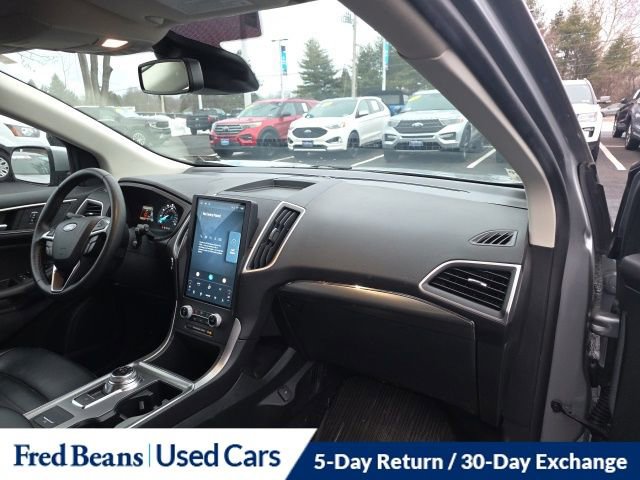 Certified 2022 Ford Edge SEL w/ Convenience Package AWD/4WD image 11