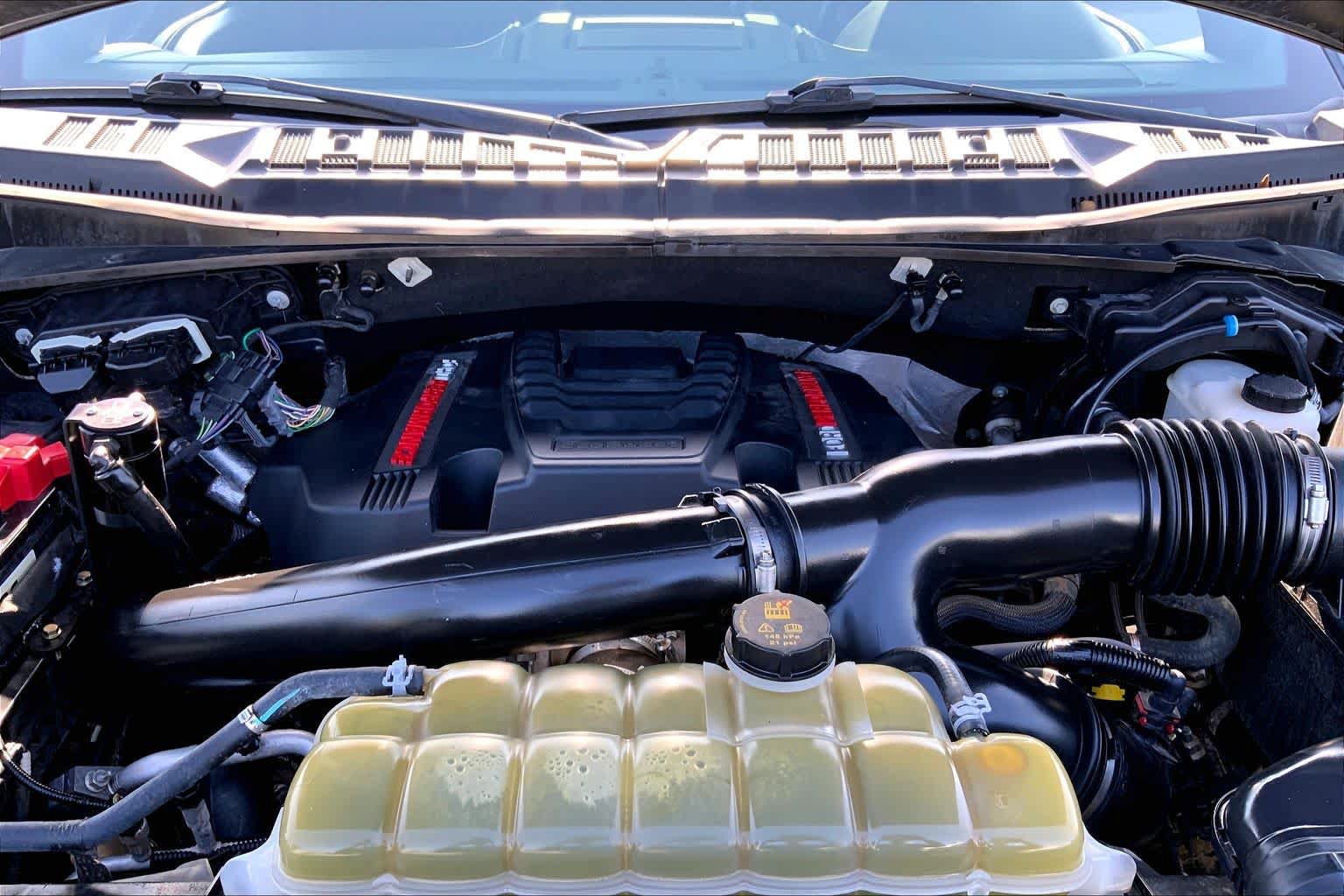 Certified 2019 Ford F150 Raptor w/ Equipment Group 802A Luxury AWD/4WD image 29