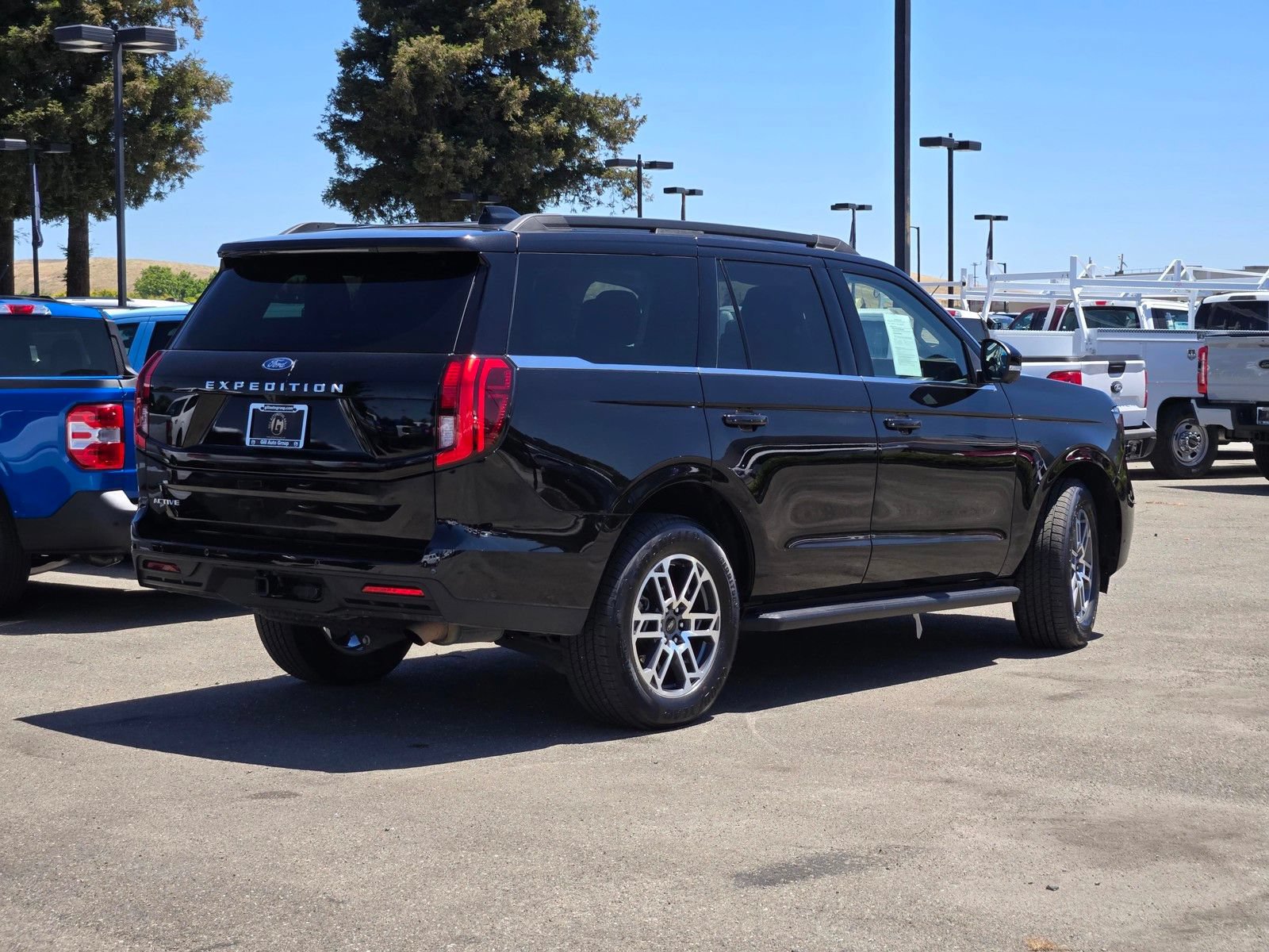 Certified 2025 Ford Expedition Active RWD image 4