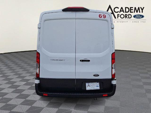 Certified 2023 Ford Transit 250 Medium Roof RWD image 3
