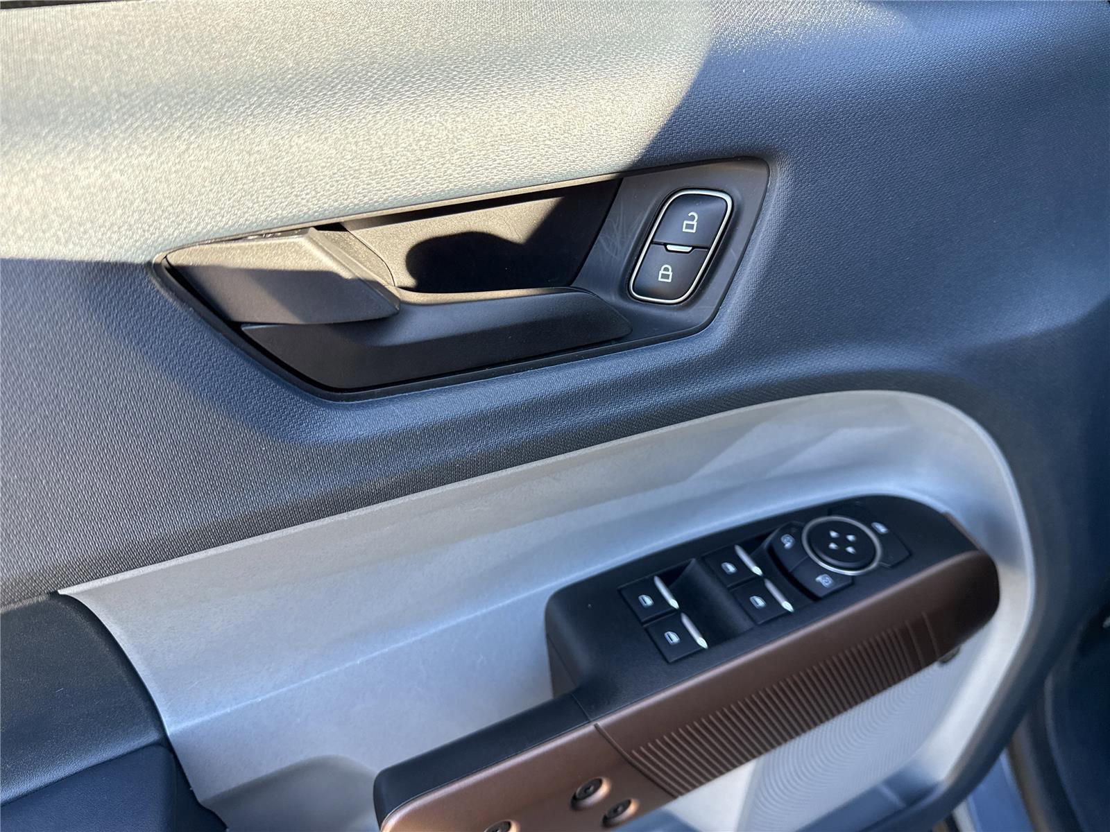 Certified 2024 Ford Maverick Lariat w/ FX4 Off-Road Package image 25