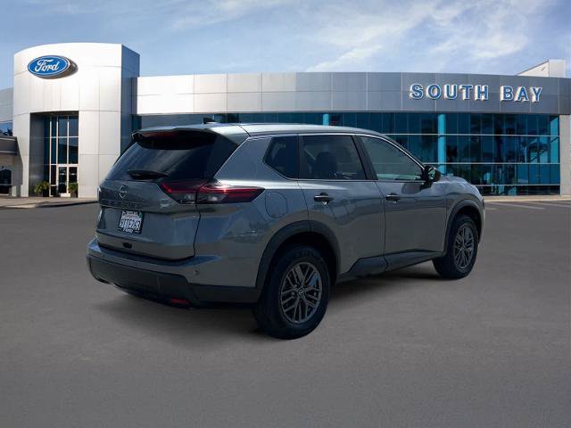 Used 2024 Nissan Rogue S FWD image 5