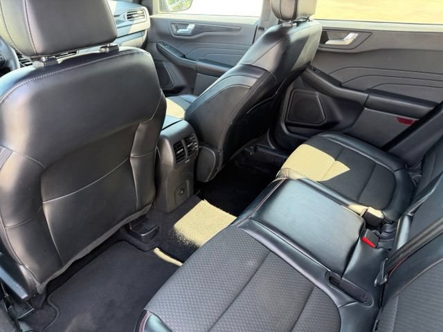 Certified 2024 Ford Escape ST-Line FWD image 23