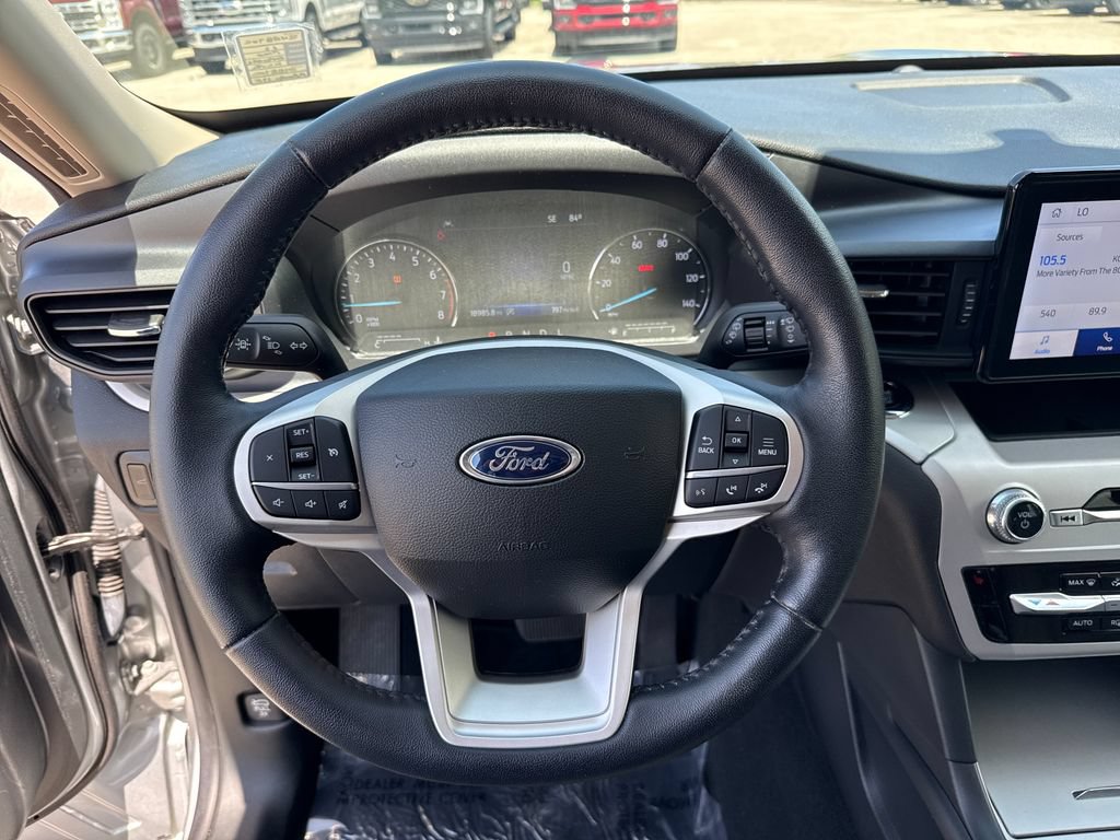 Certified 2023 Ford Explorer XLT RWD image 13
