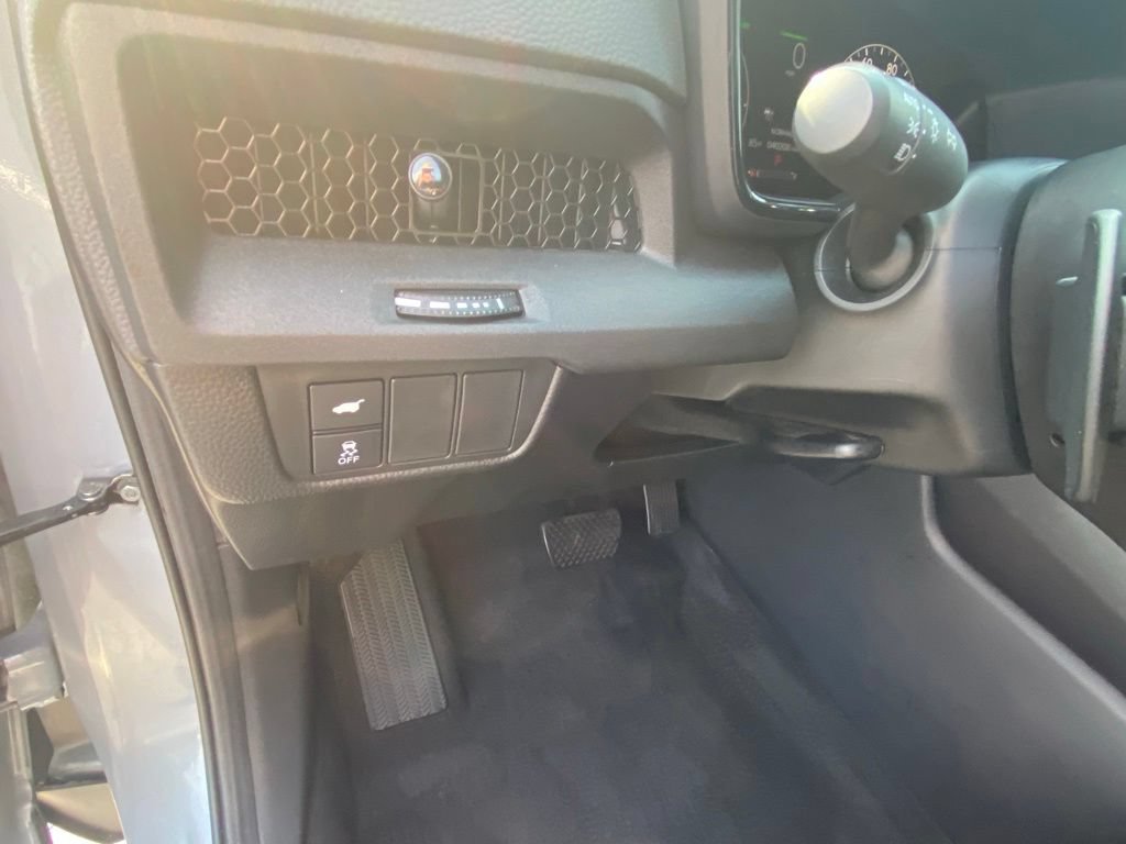 Used 2025 Honda CR-V Sport-L image 12