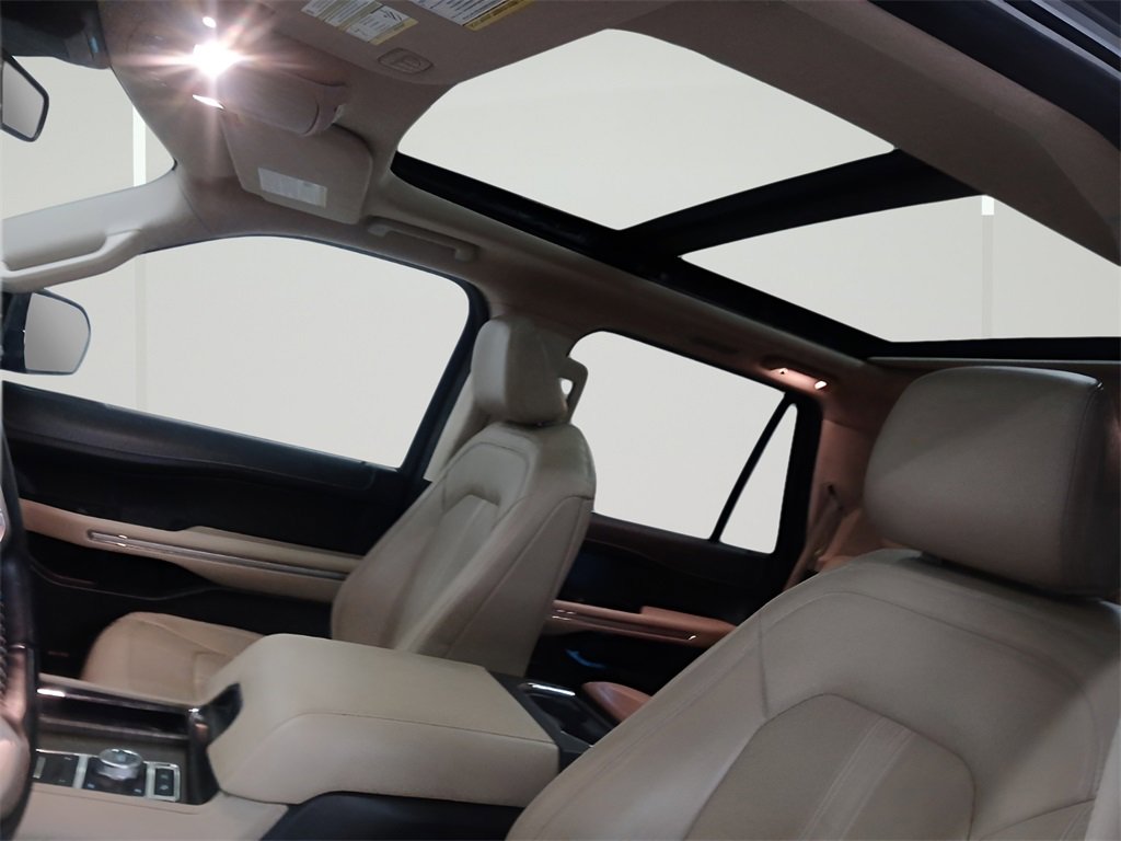 Certified 2022 Ford Expedition Limited image 22