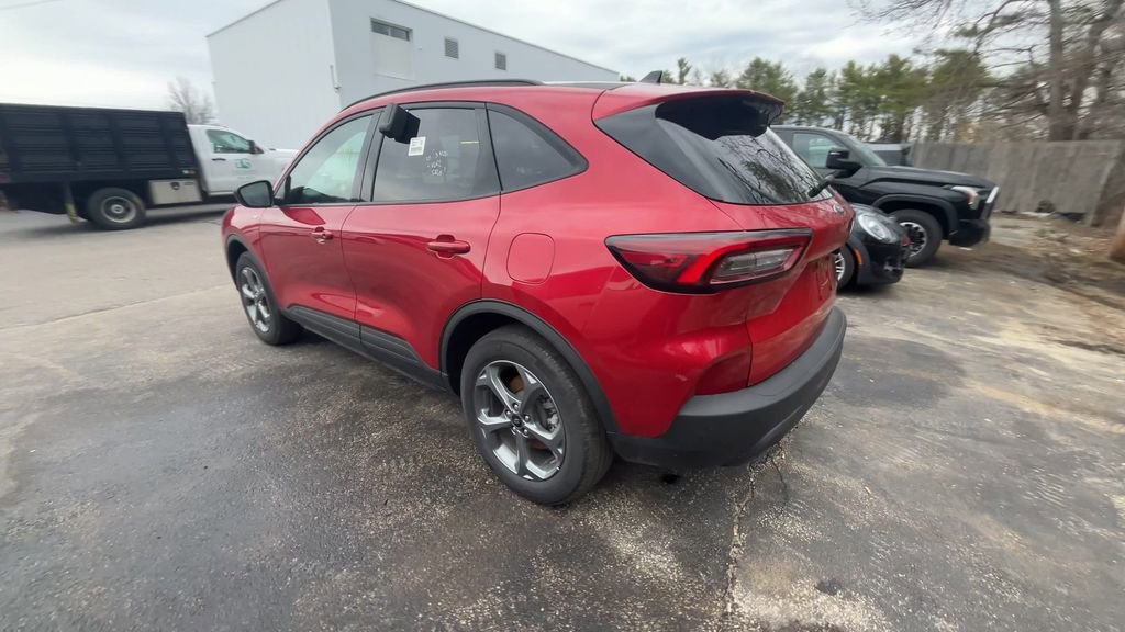 Certified 2025 Ford Escape ST-Line AWD/4WD image 13