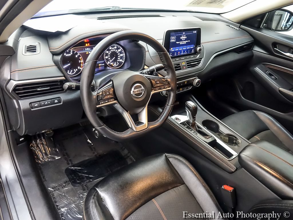 Used 2019 Nissan Altima 2.5 SR FWD image 11