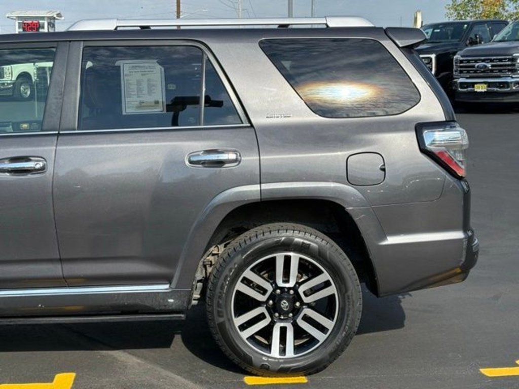 Used 2018 Toyota 4Runner Limited image 11