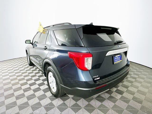 Certified 2023 Ford Explorer XLT w/ Equipment Group 202A image 3