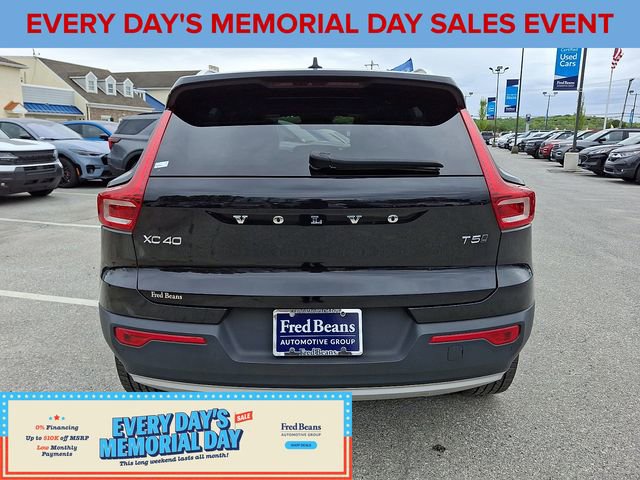 Used 2021 Volvo XC40 T5 Inscription w/ Climate Package AWD/4WD image 9