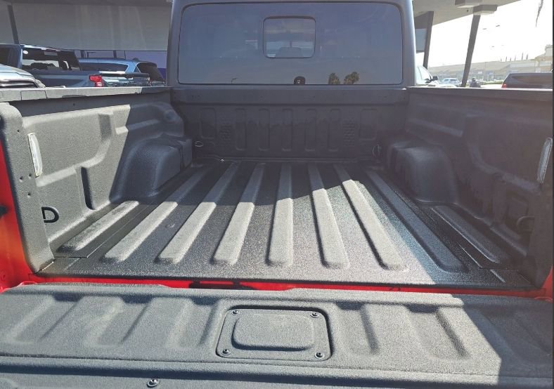 Used 2023 Jeep Gladiator Willys image 7