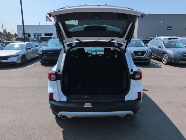 Certified 2024 Ford Escape Active AWD/4WD image 18