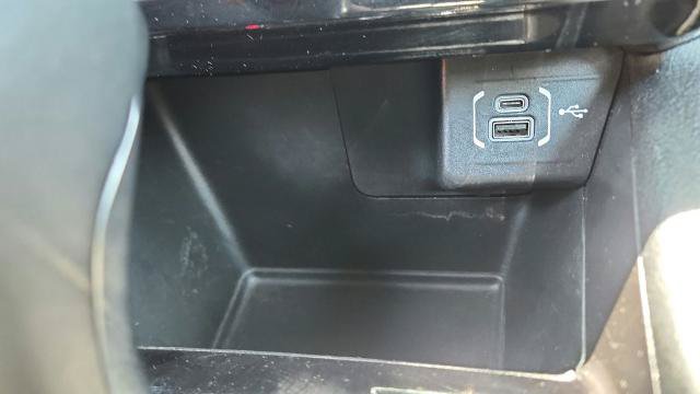 Used 2024 Jeep Compass Latitude AWD/4WD image 16