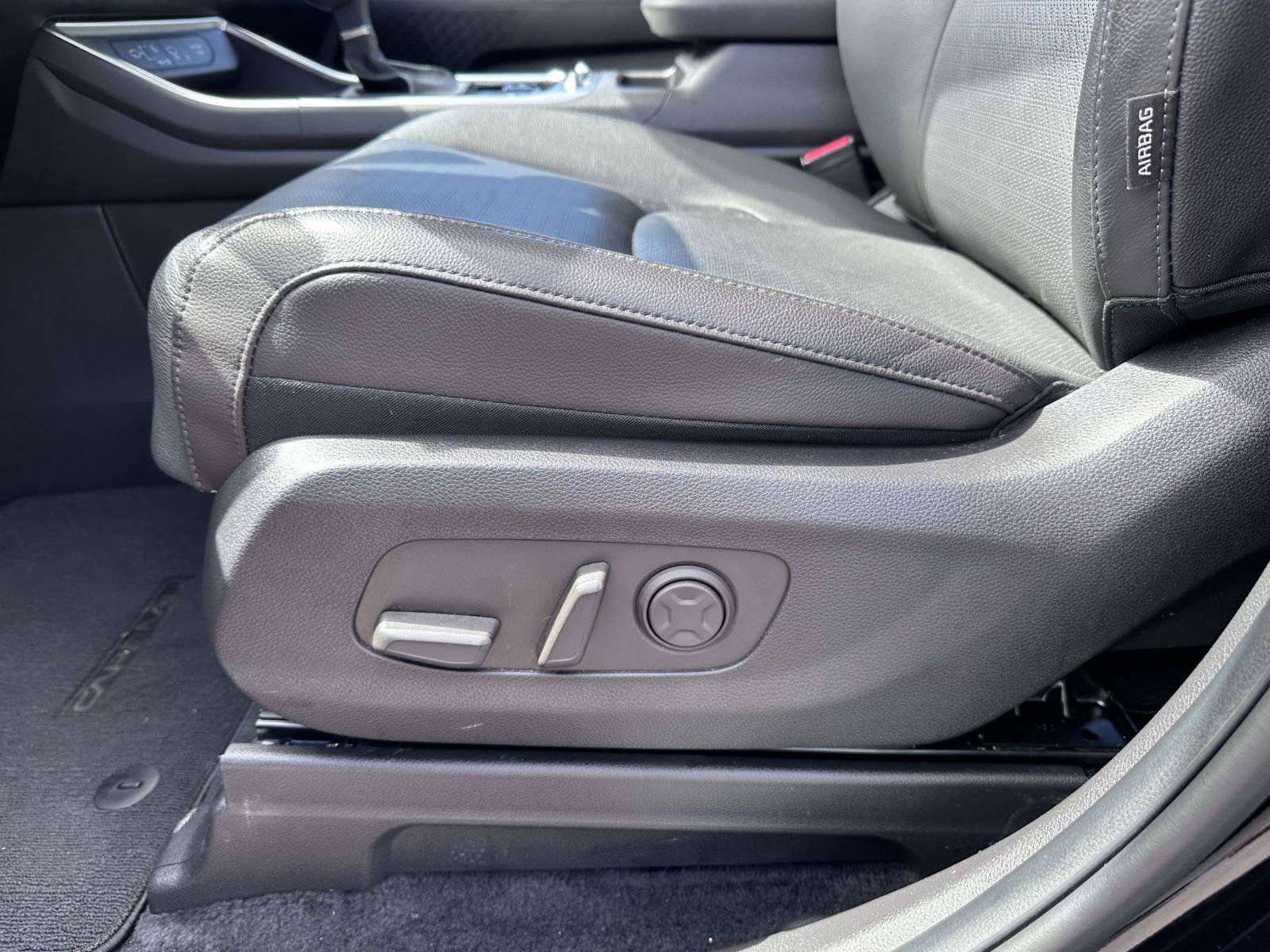 Used 2025 Kia Carnival SX Prestige FWD image 12