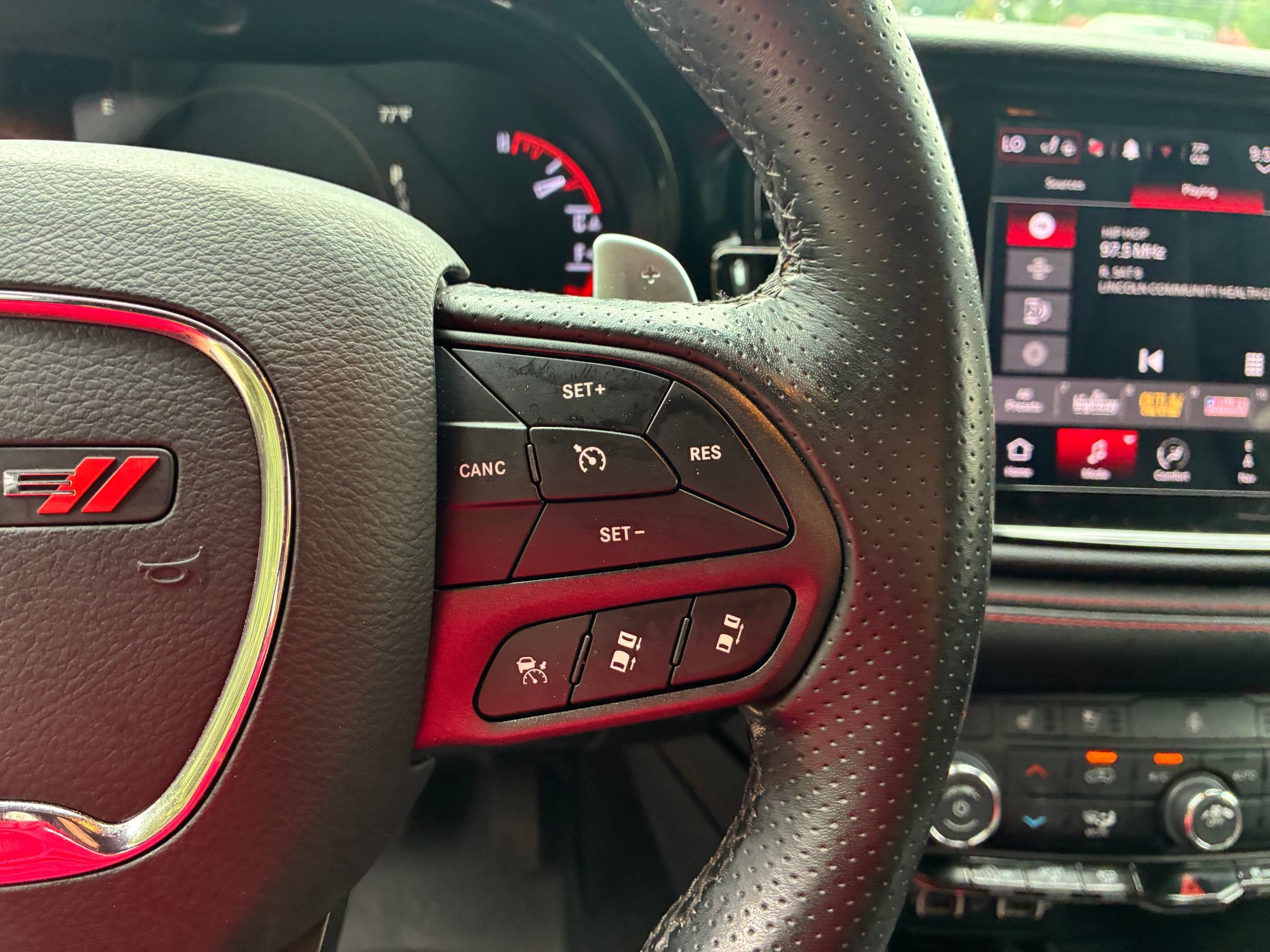 Used 2025 Dodge Durango GT AWD/4WD image 18