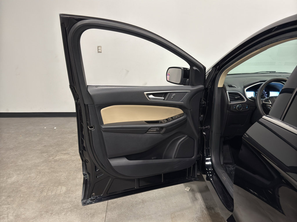 Certified 2020 Ford Edge SEL w/ Convenience Package image 9