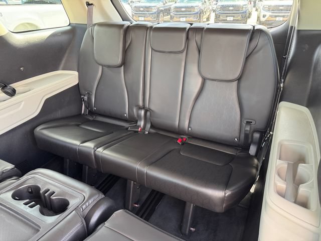 Used 2022 Kia Carnival LX FWD image 18