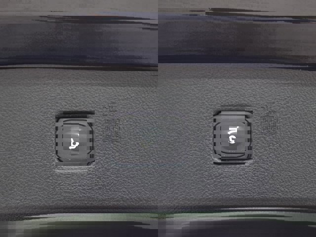 Certified 2024 Ford Edge Titanium w/ Class II Trailer Tow Package image 24