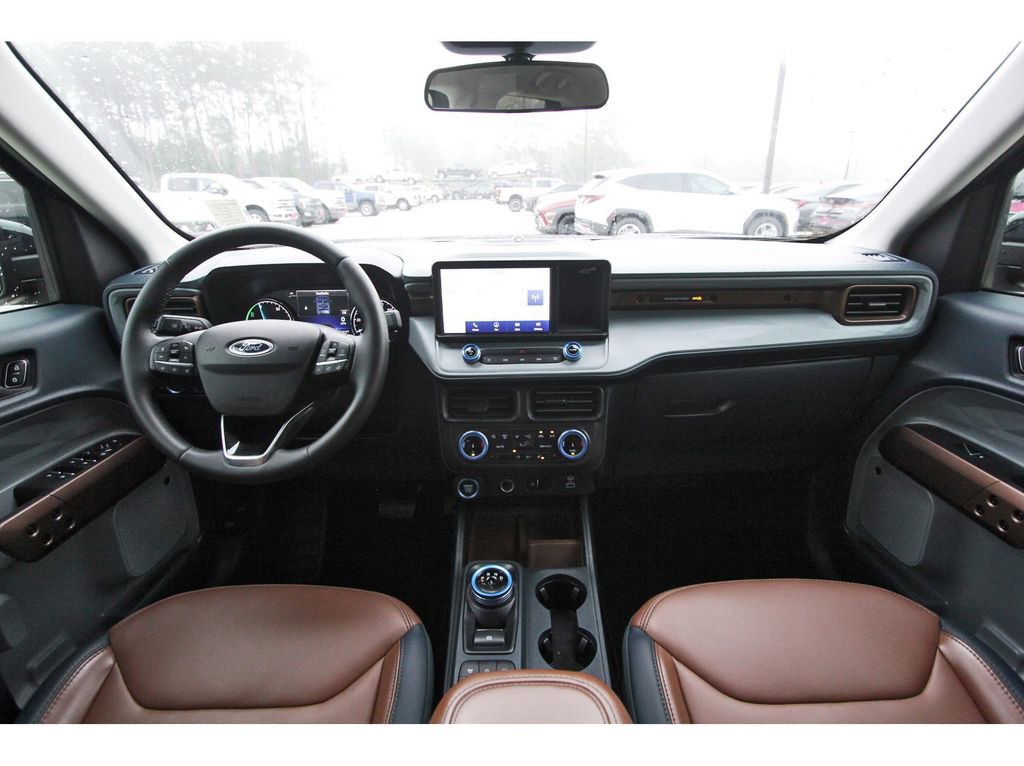 Certified 2024 Ford Maverick Lariat FWD image 12