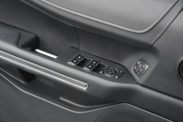 Certified 2023 Ford Expedition XLT image 30