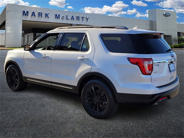 Certified 2018 Ford Explorer XLT w/ Equipment Group 202A image 5