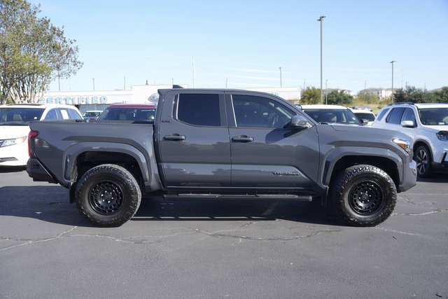 Used 2024 Toyota Tacoma SR5 image 5