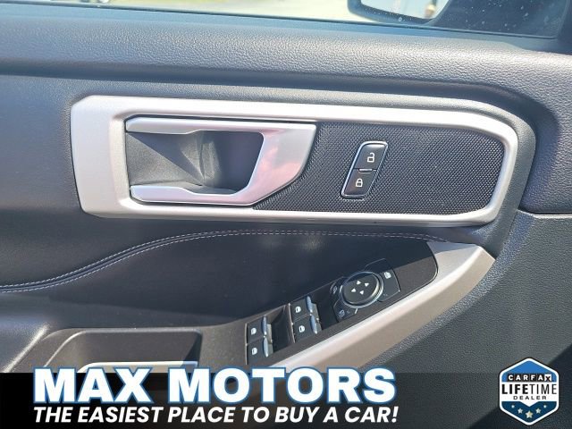 Certified 2023 Ford Explorer XLT w/ Equipment Group 202A image 20
