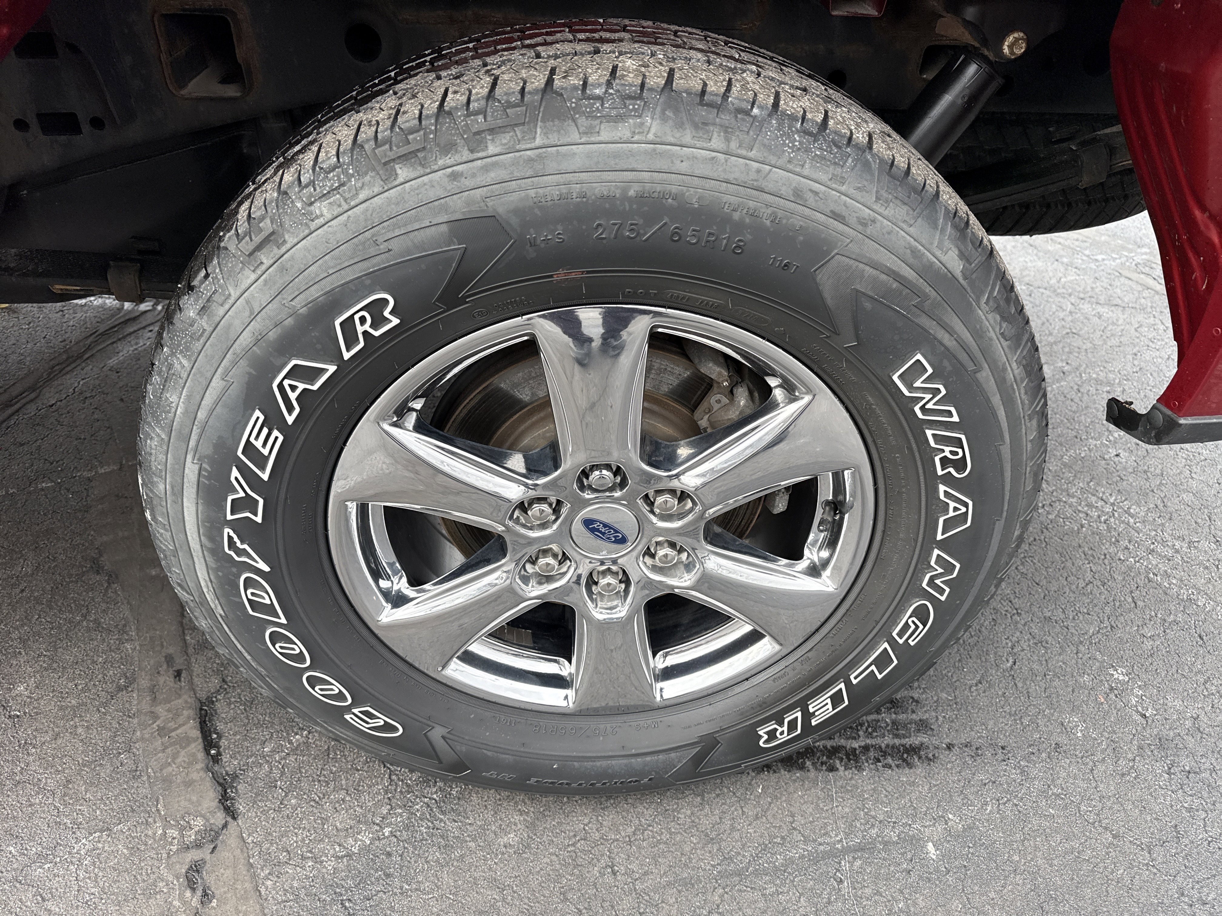 Certified 2019 Ford F150 XLT w/ Equipment Group 302A Luxury image 4