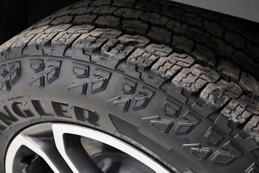 Used 2022 Jeep Grand Cherokee Trailhawk image 22