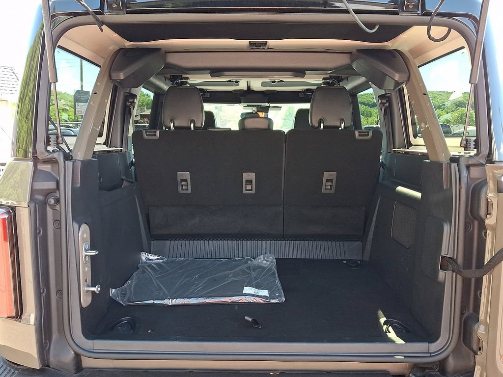 Certified 2025 Ford Bronco Badlands AWD/4WD image 28