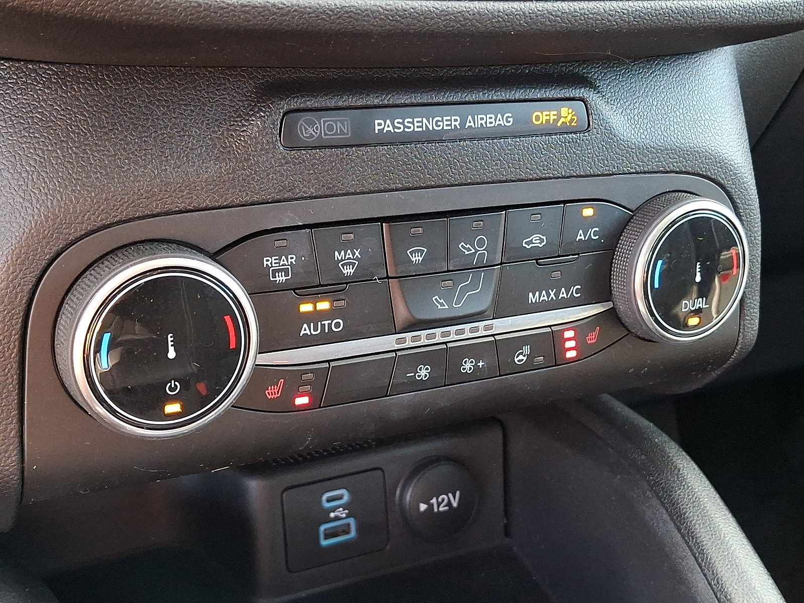 Certified 2023 Ford Escape Active AWD/4WD image 16