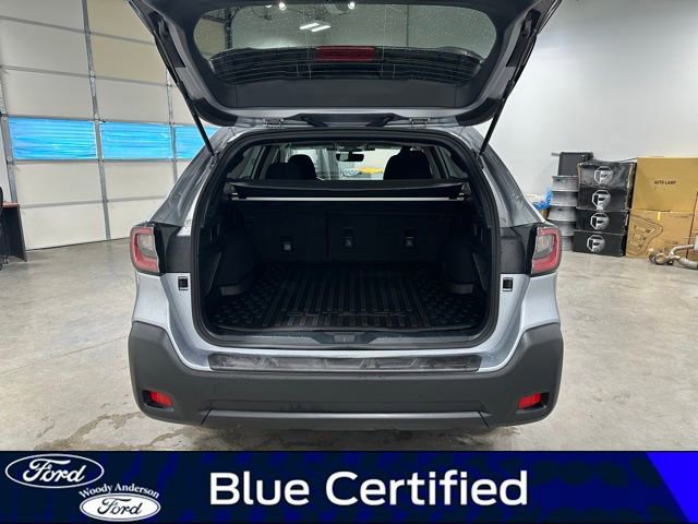 Used 2025 Subaru Outback Premium image 7