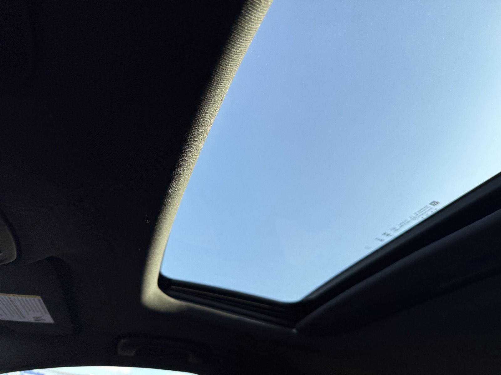 Used 2025 Buick Envista Sport Touring w/ Experience Buick Package image 10