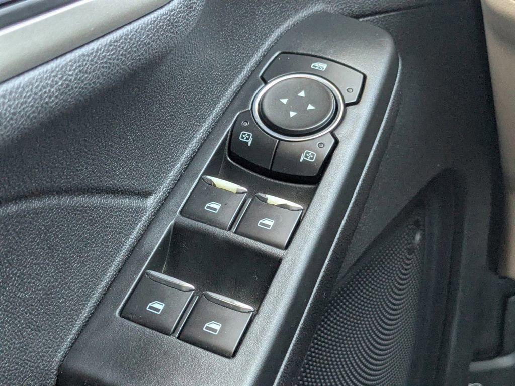 Certified 2022 Ford Escape SEL w/ Technology Package image 26