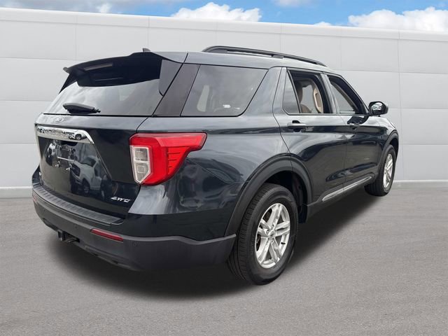 Certified 2022 Ford Explorer XLT w/ Class IV Trailer Tow Package image 11