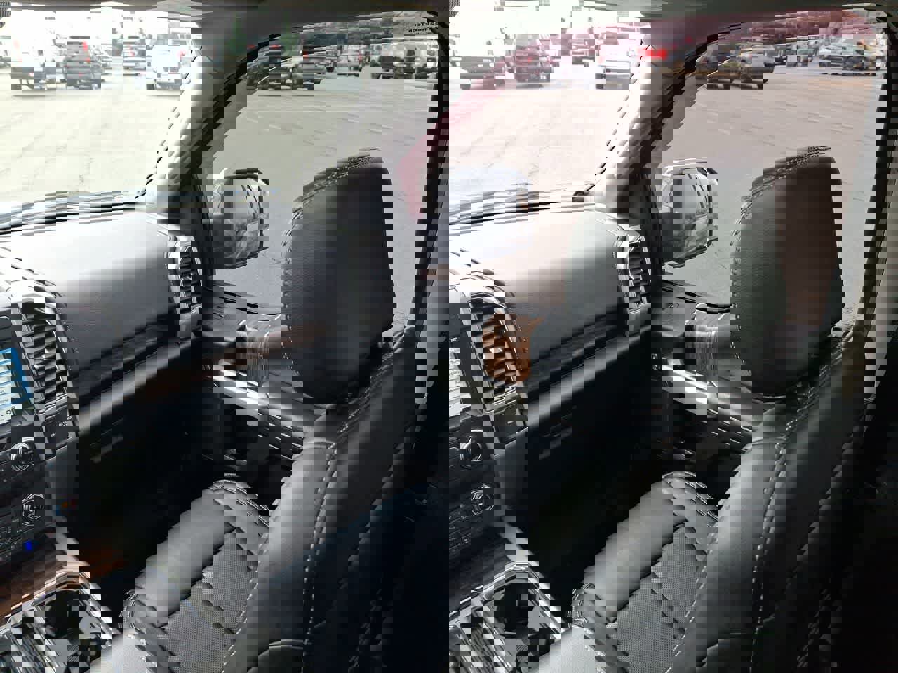 Certified 2019 Ford F150 Lariat w/ Equipment Group 502A Luxury image 11