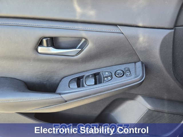 Used 2024 Nissan Sentra SV FWD image 34