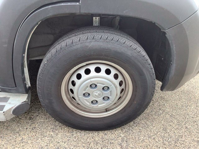Used 2025 RAM ProMaster 2500 w/ U-Haul Equipment Group FWD image 31