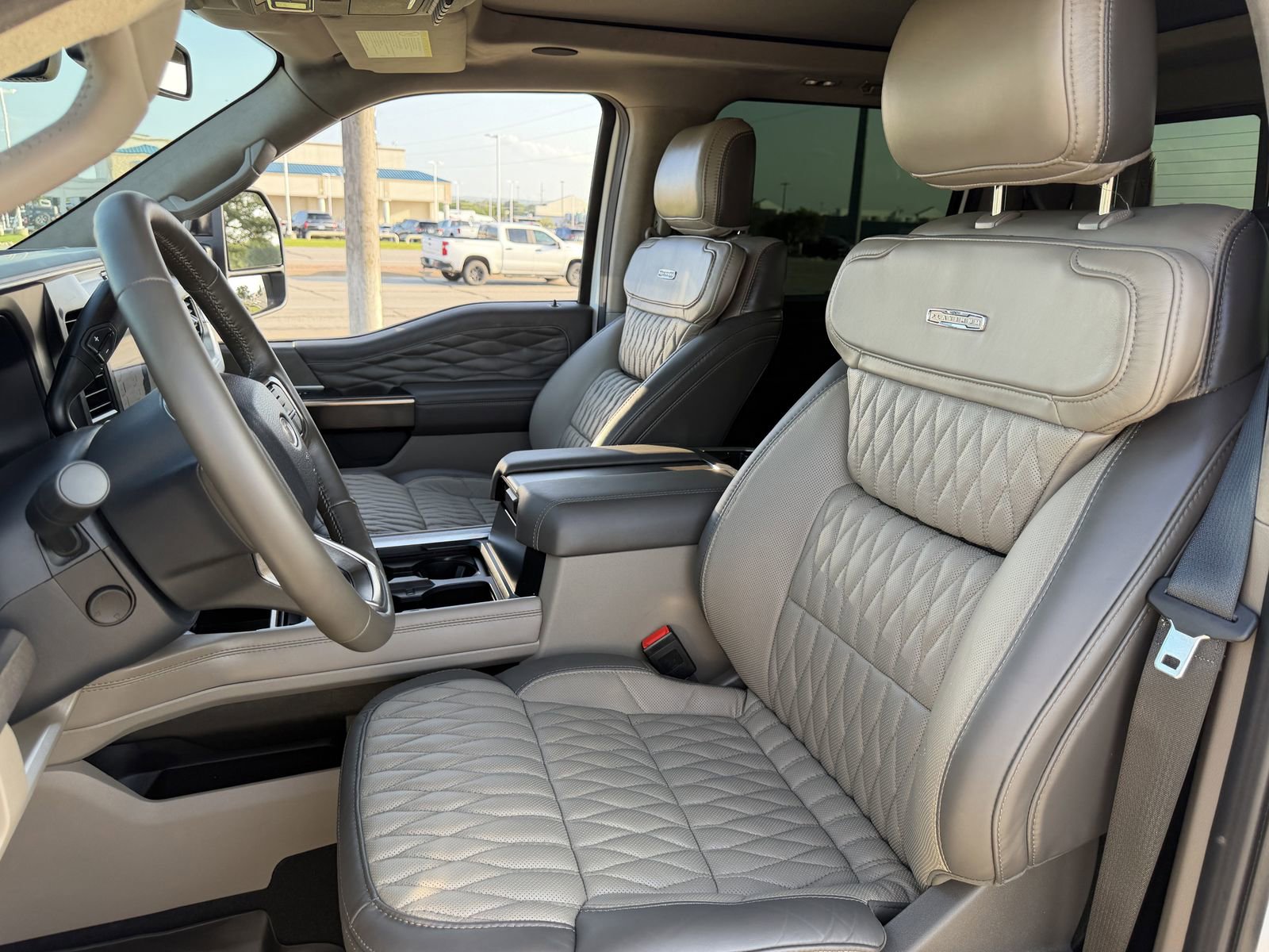 Certified 2026 Ford F250 Platinum w/ Platinum Plus Package AWD/4WD image 27
