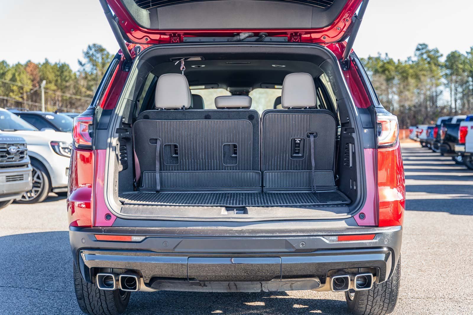 Used 2024 GMC Acadia Elevation w/ Black Edition image 16