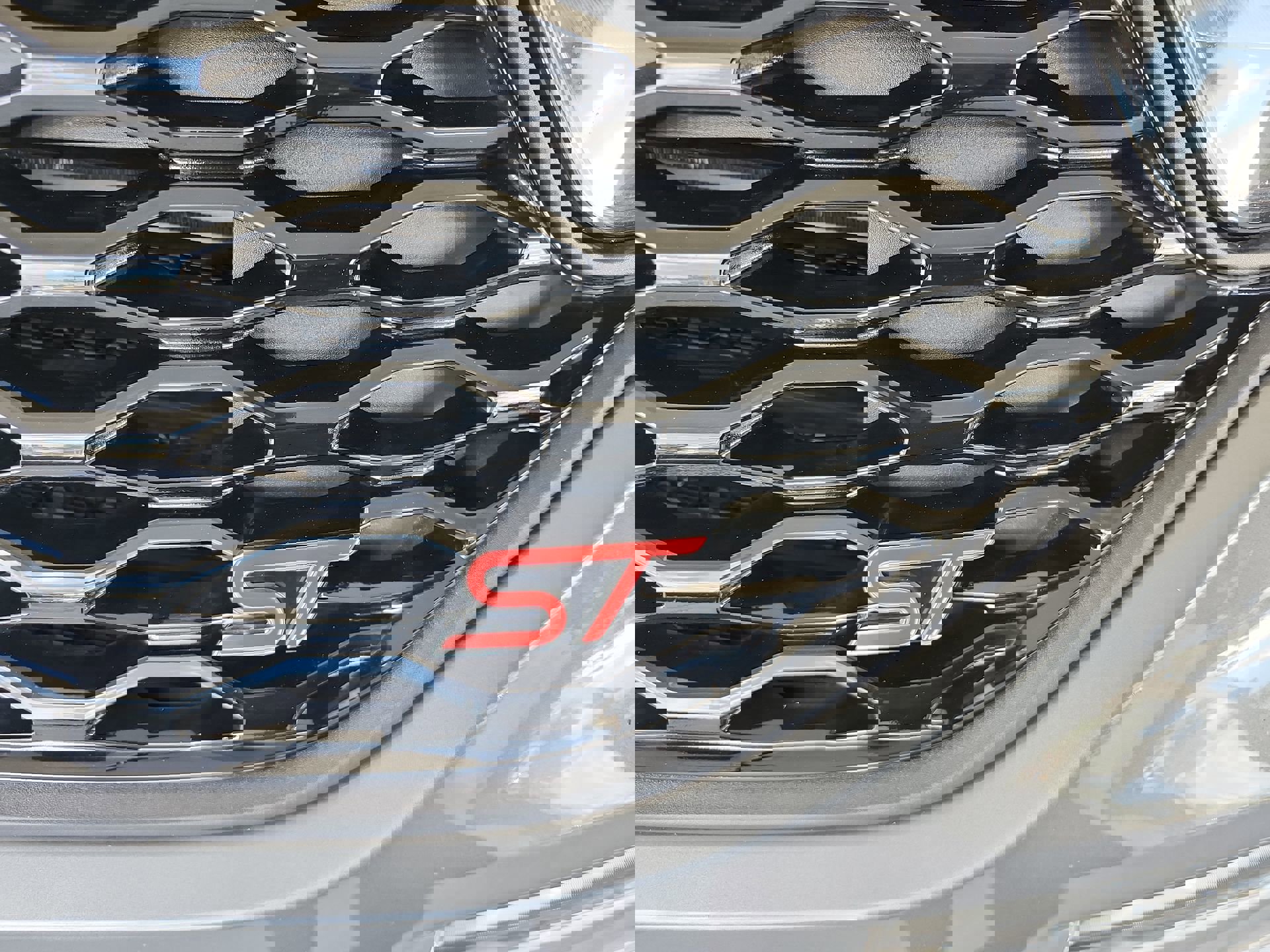 Certified 2023 Ford Explorer ST w/ Equipment Group 401A image 23