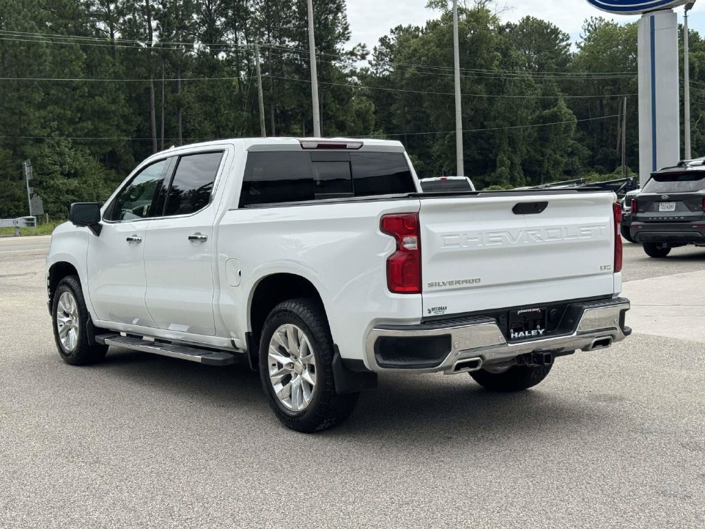 Used 2021 Chevrolet Silverado 1500 LTZ w/ Z71 Off-Road Package AWD/4WD image 25