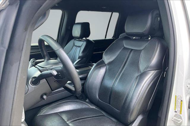 Used 2024 Jeep Wagoneer Series II w/ Flexible Seating Group AWD/4WD image 25