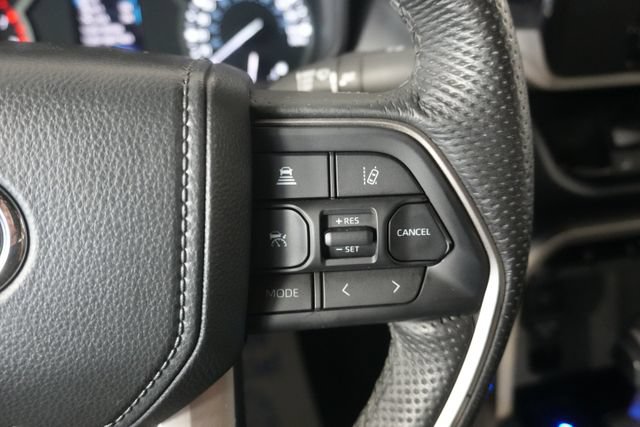 Used 2025 Toyota Tundra SR5 w/ SR5 Premium Package AWD/4WD image 16